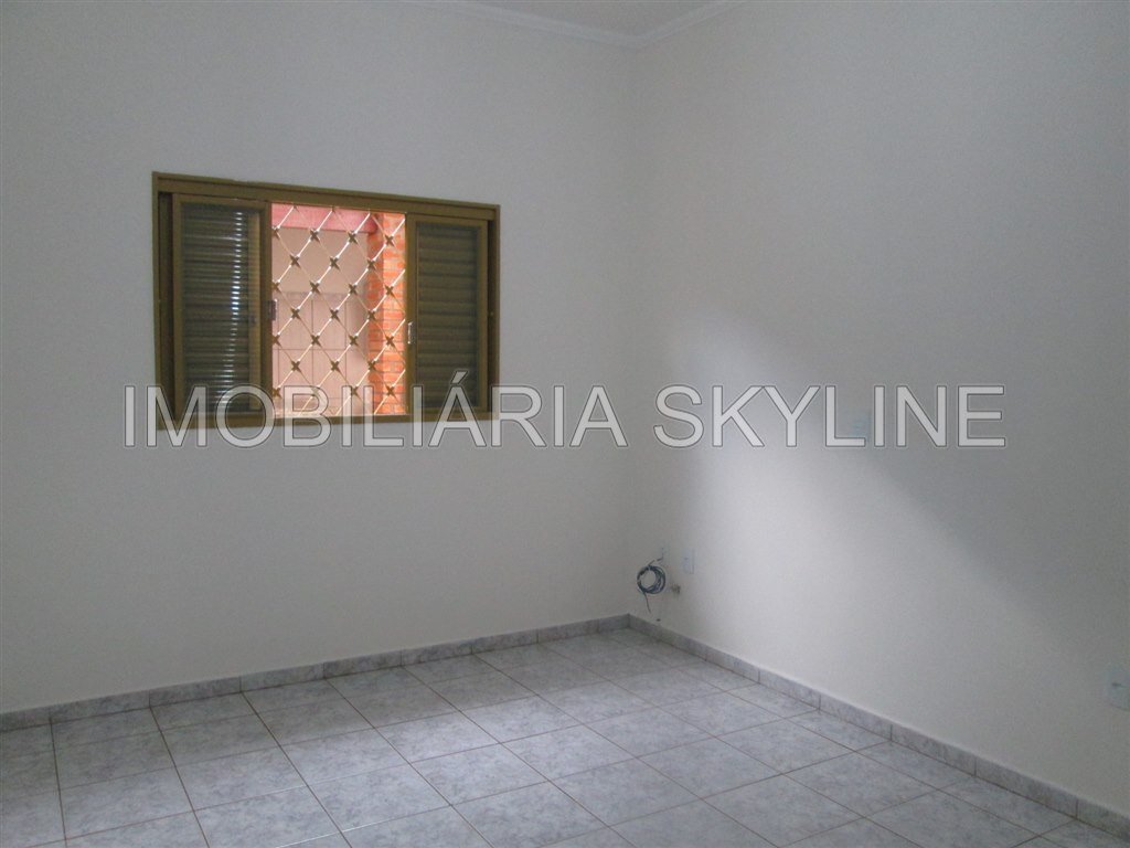 Casa à venda com 3 quartos, 200m² - Foto 11