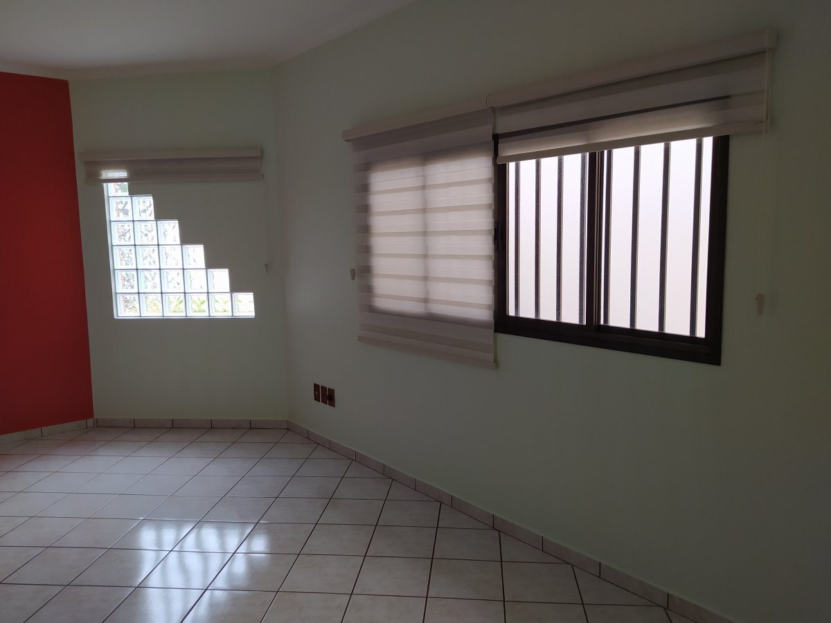 Casa à venda com 3 quartos, 180m² - Foto 8