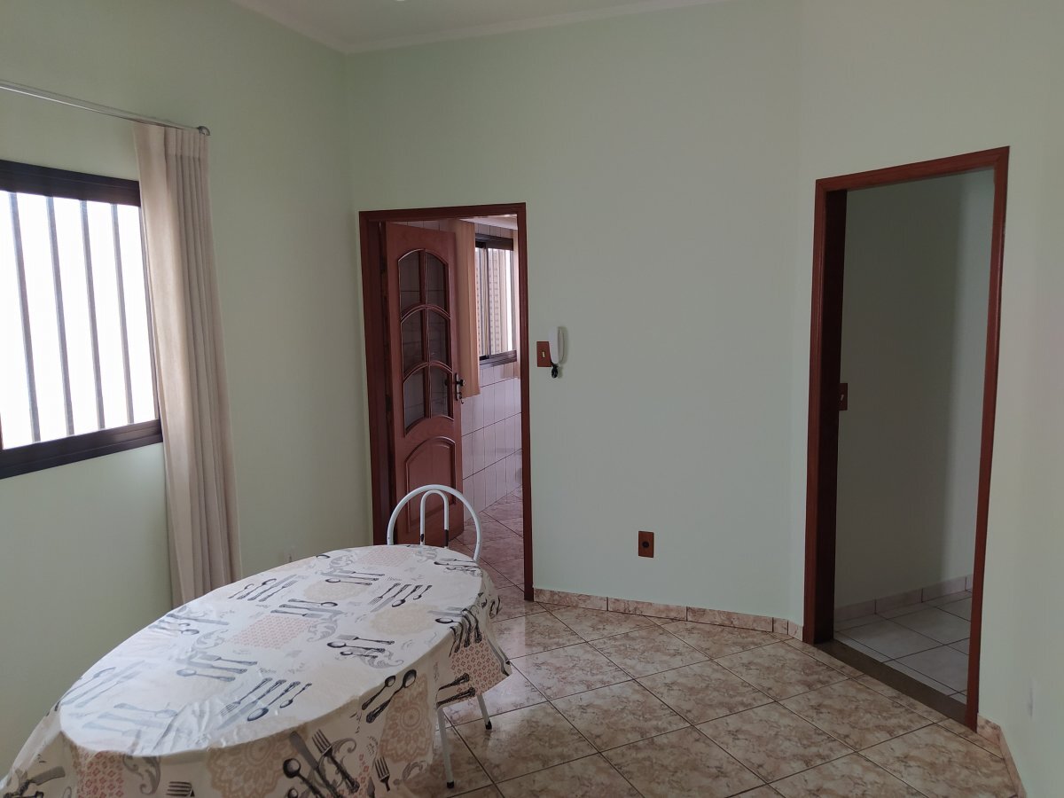 Casa à venda com 3 quartos, 180m² - Foto 11