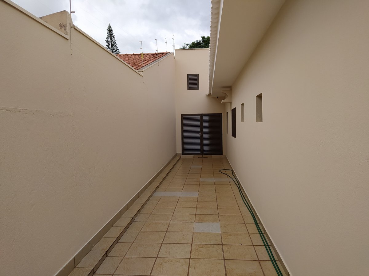 Casa à venda com 3 quartos, 180m² - Foto 29