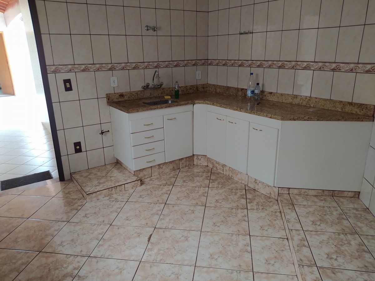 Casa à venda com 3 quartos, 180m² - Foto 21