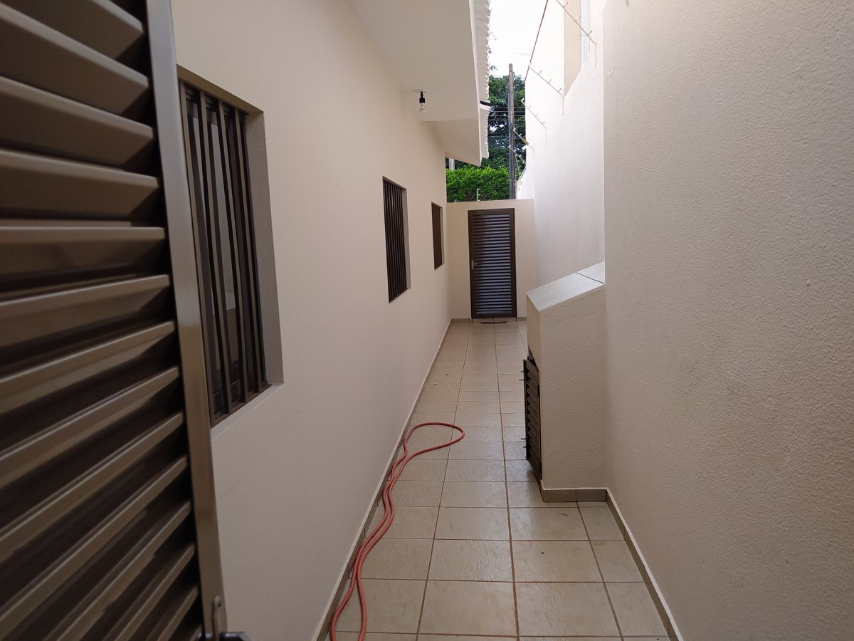 Casa à venda com 3 quartos, 180m² - Foto 23