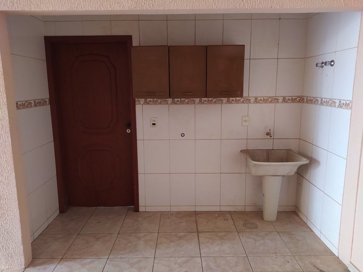 Casa à venda com 3 quartos, 150m² - Foto 12