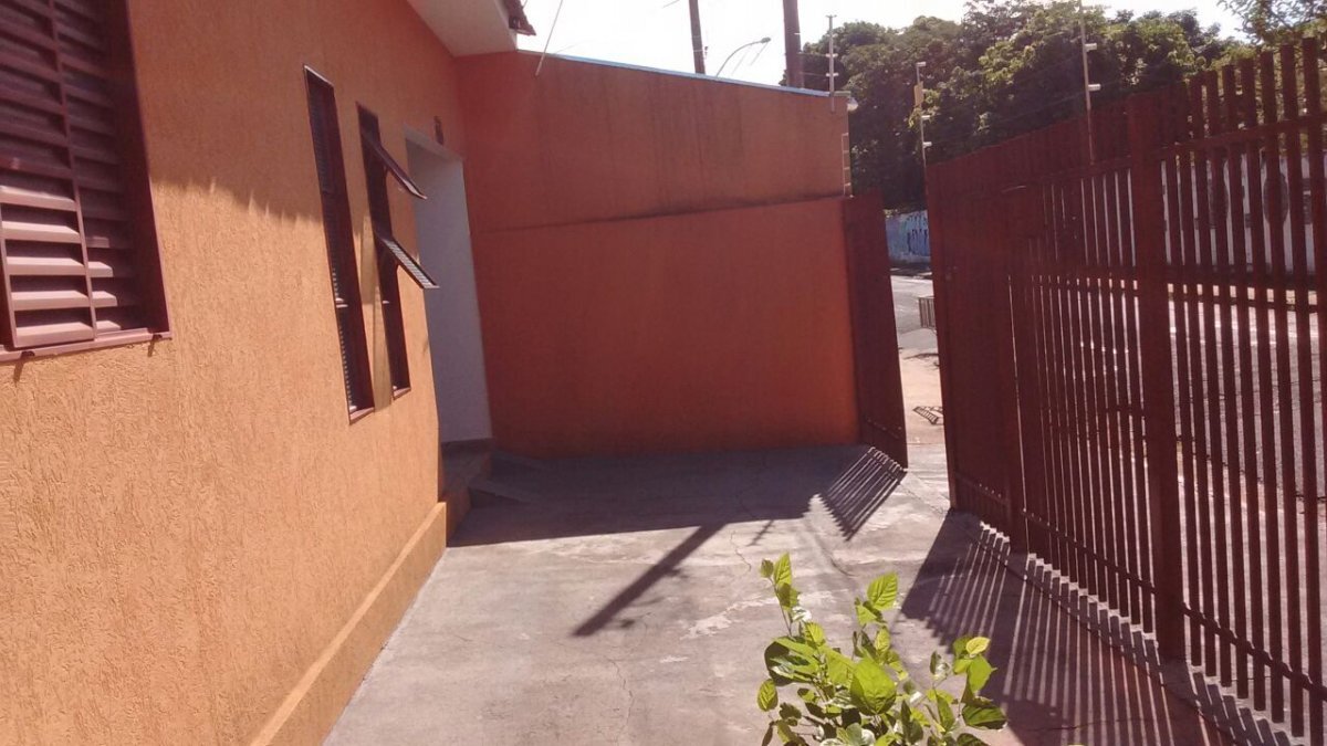 Casa à venda com 2 quartos, 200m² - Foto 13