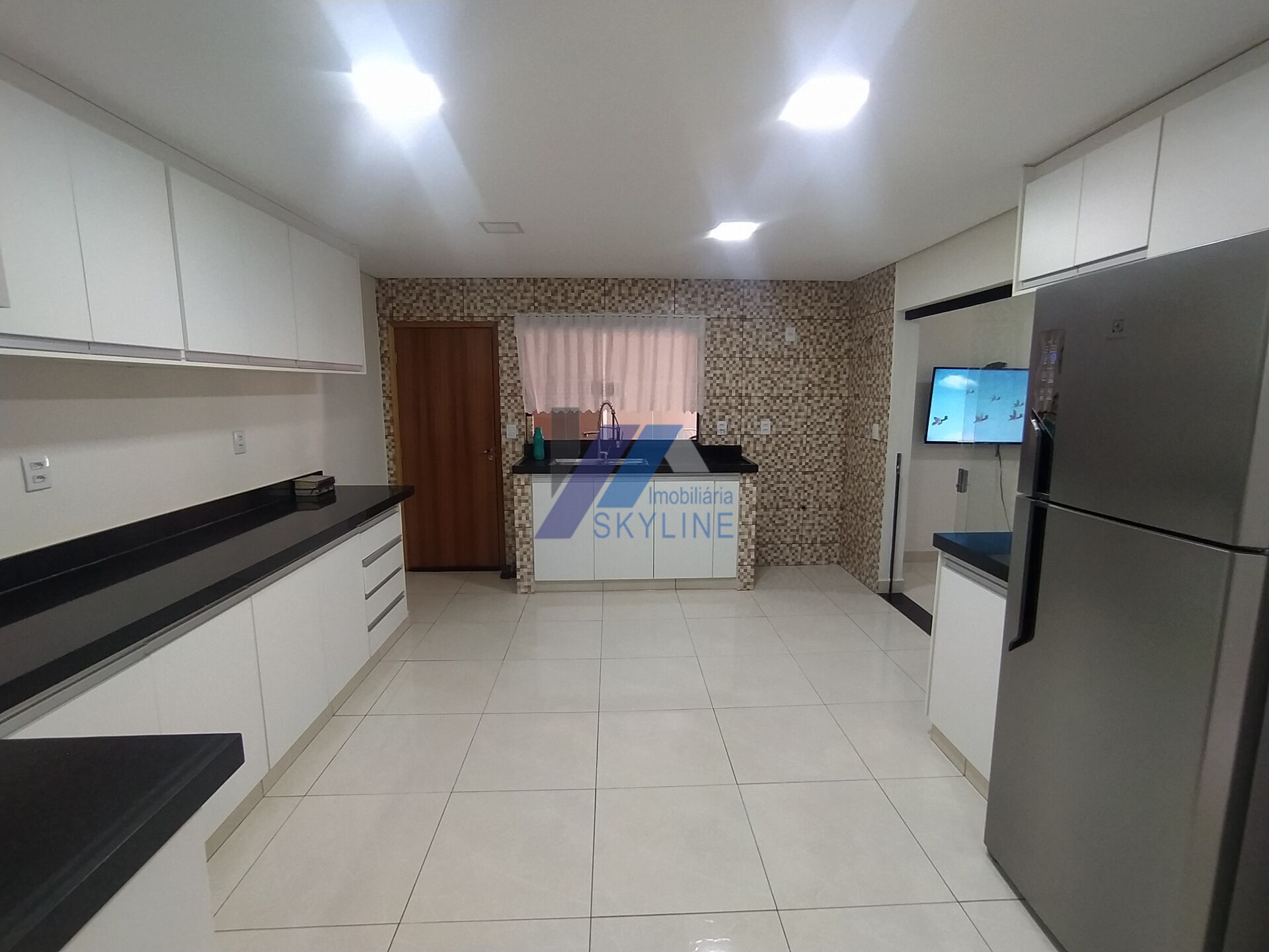 Casa à venda com 2 quartos, 144m² - Foto 11