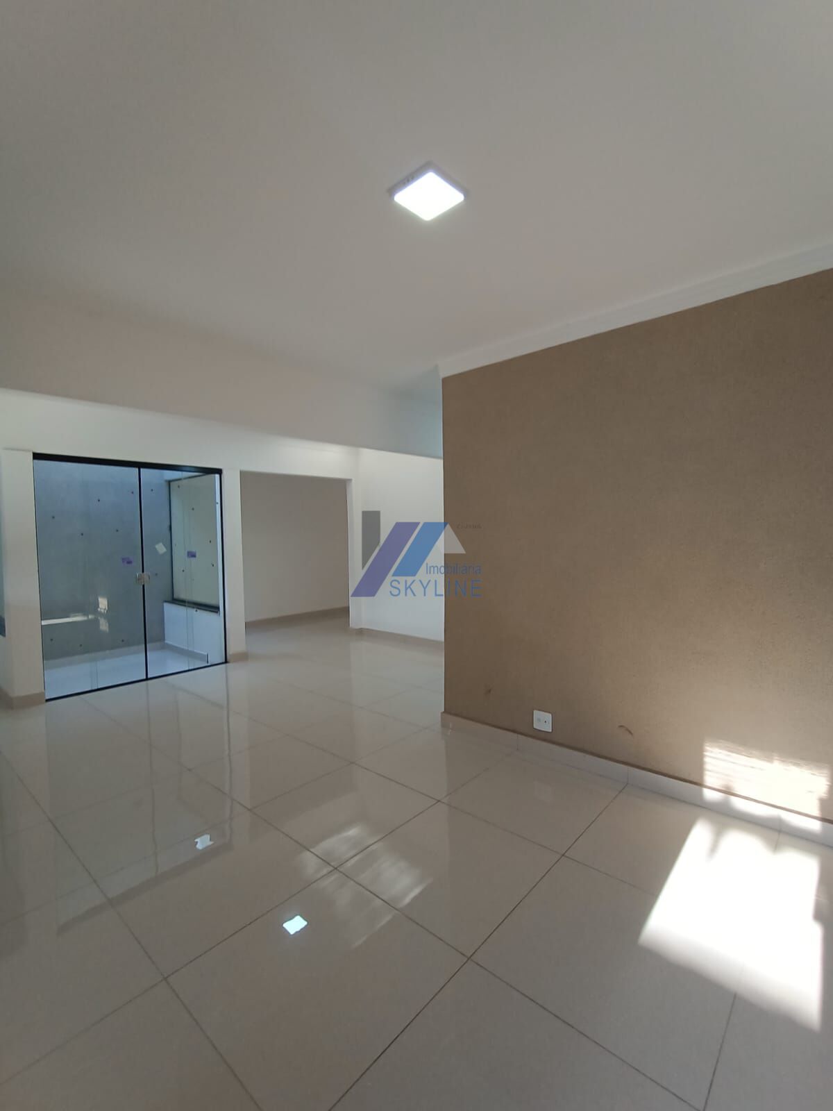 Casa à venda com 3 quartos, 245m² - Foto 9