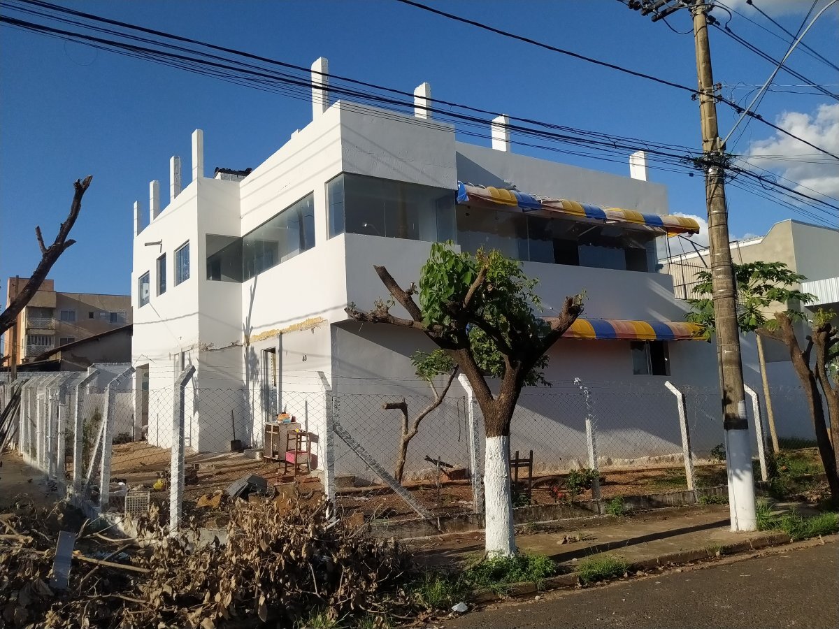 Loja-Salão à venda com 4 quartos, 365m² - Foto 1