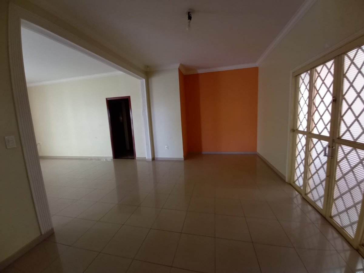 Casa à venda com 4 quartos, 450m² - Foto 27