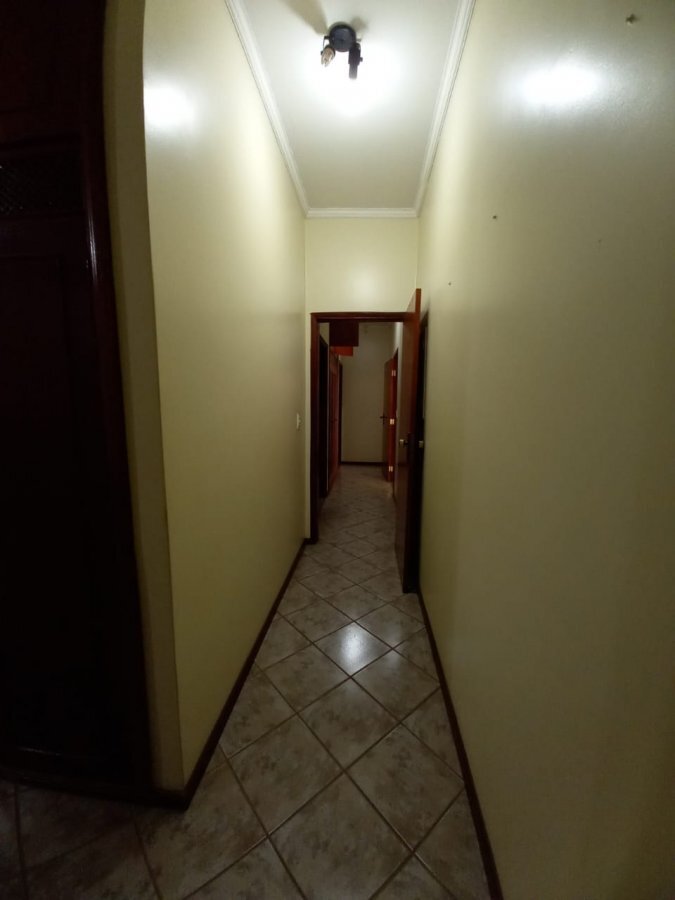 Casa à venda com 4 quartos, 450m² - Foto 21