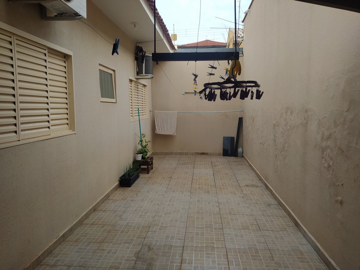 Casa à venda com 3 quartos, 191m² - Foto 27