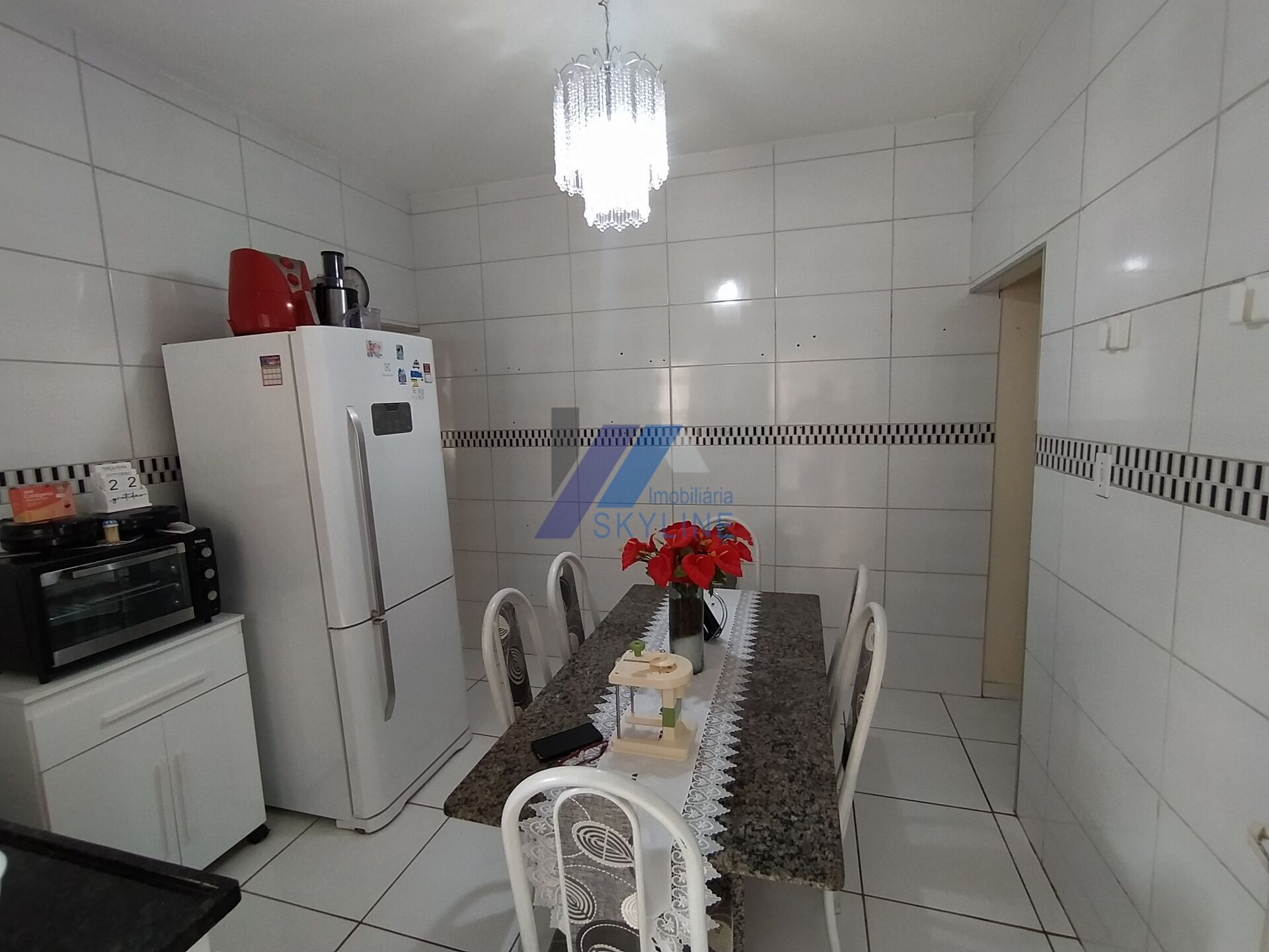 Casa à venda com 2 quartos, 90m² - Foto 7