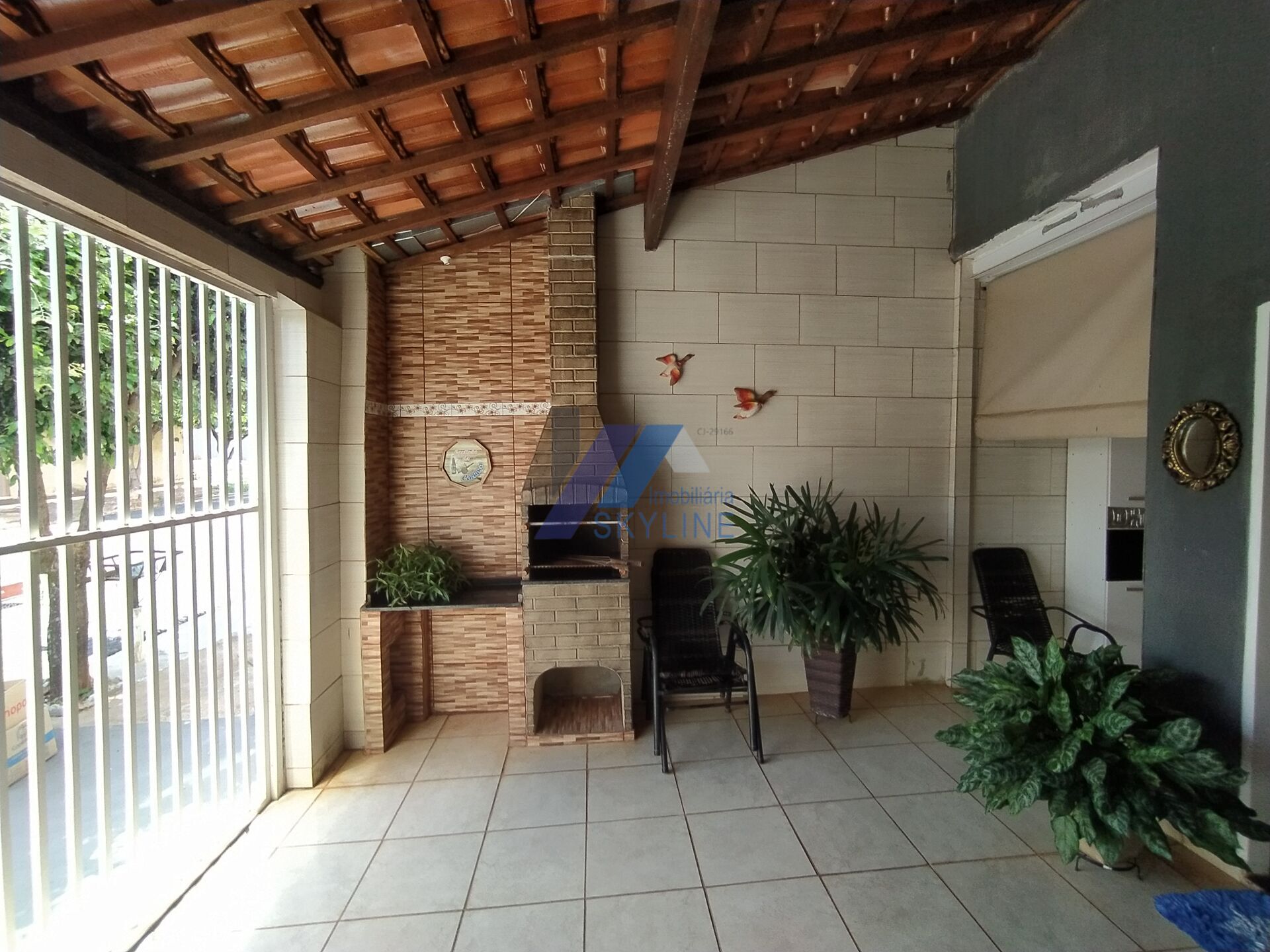 Casa à venda com 2 quartos, 90m² - Foto 3