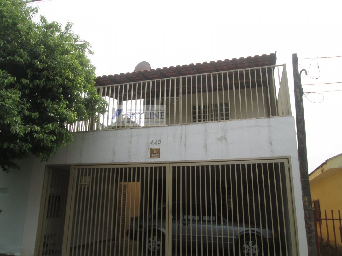 Sobrado à venda com 5 quartos, 200m² - Foto 4