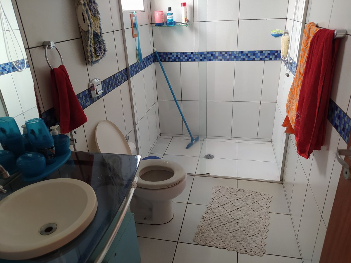 Casa à venda com 3 quartos, 200m² - Foto 14