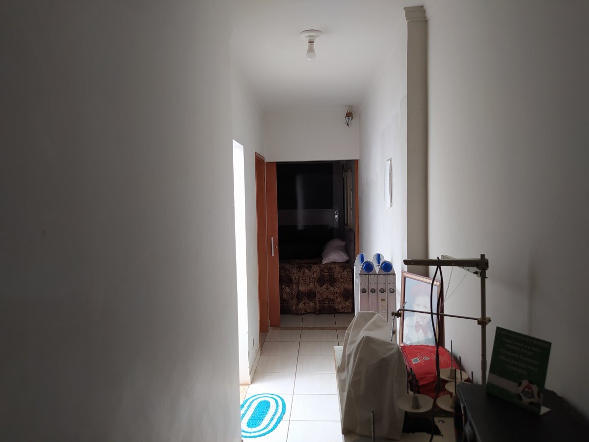 Casa à venda com 3 quartos, 200m² - Foto 10