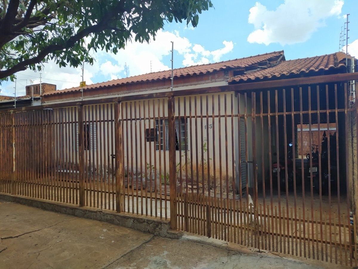 Casa à venda com 3 quartos, 200m² - Foto 24