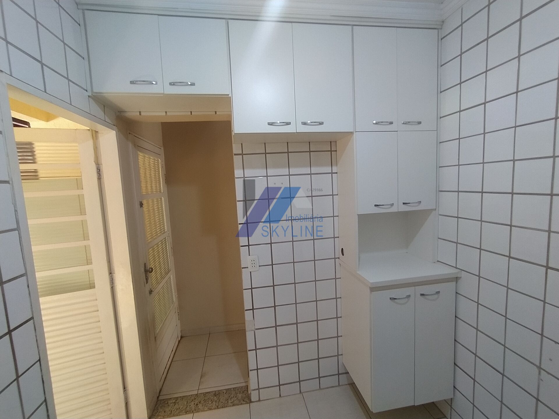 Casa para alugar com 2 quartos, 80m² - Foto 2