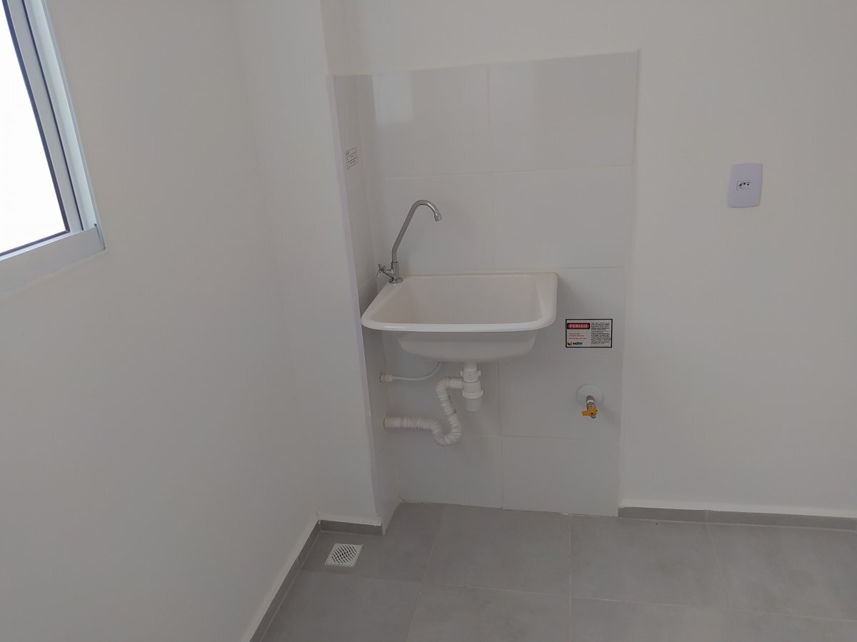 Apartamento à venda com 2 quartos, 40m² - Foto 14