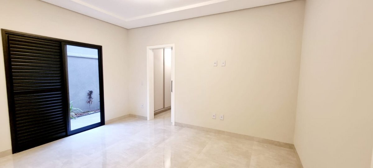 Casa à venda com 3 quartos, 203m² - Foto 7