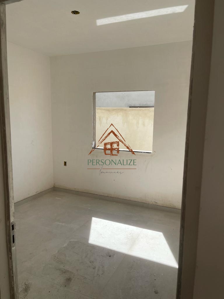 Casa à venda com 2 quartos, 100m² - Foto 4