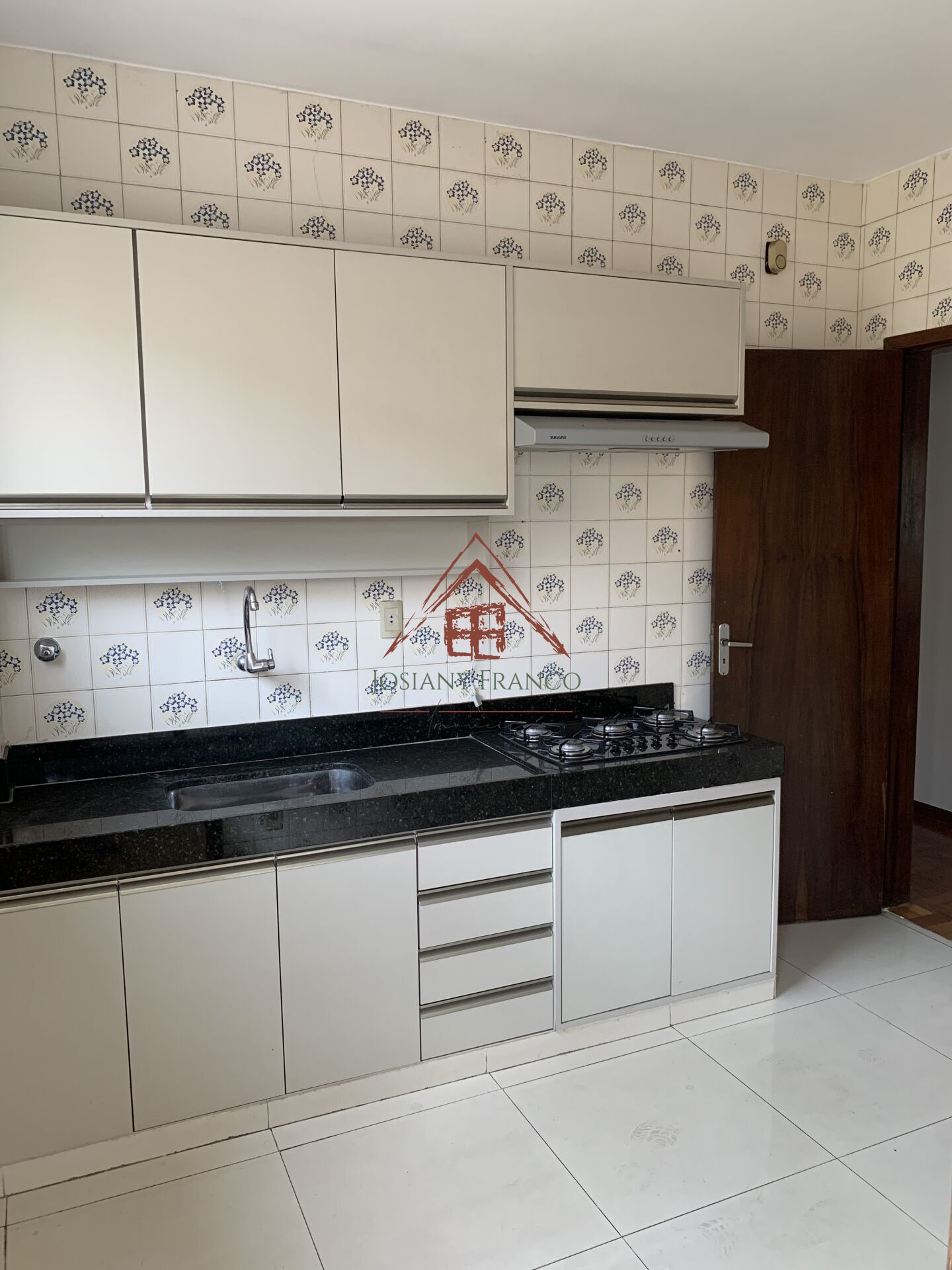 Apartamento à venda com 3 quartos, 100m² - Foto 14