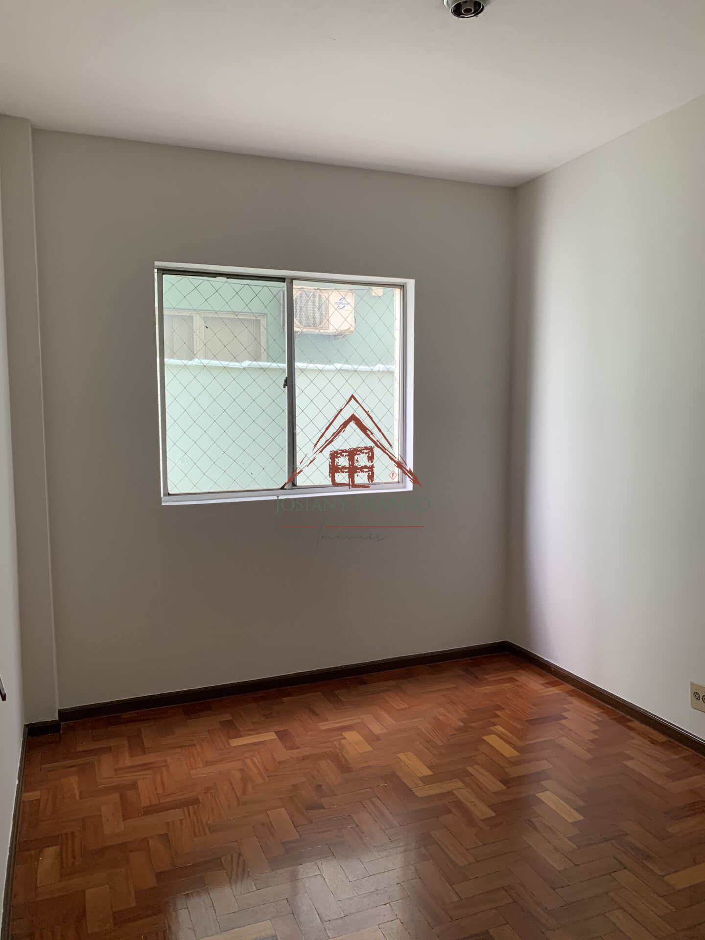 Apartamento à venda com 3 quartos, 100m² - Foto 4