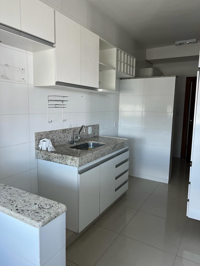 Apartamento à venda com 3 quartos, 110m² - Foto 11