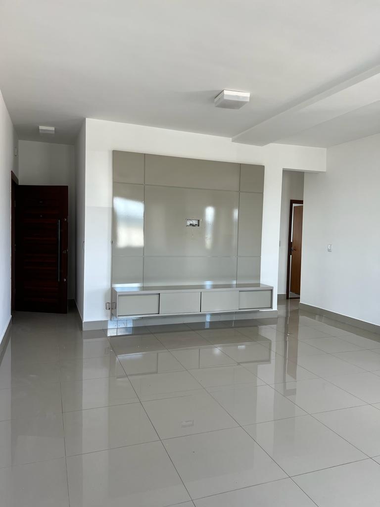 Apartamento à venda com 3 quartos, 110m² - Foto 9