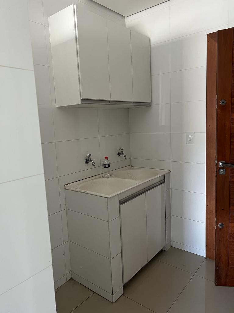 Apartamento à venda com 3 quartos, 110m² - Foto 7