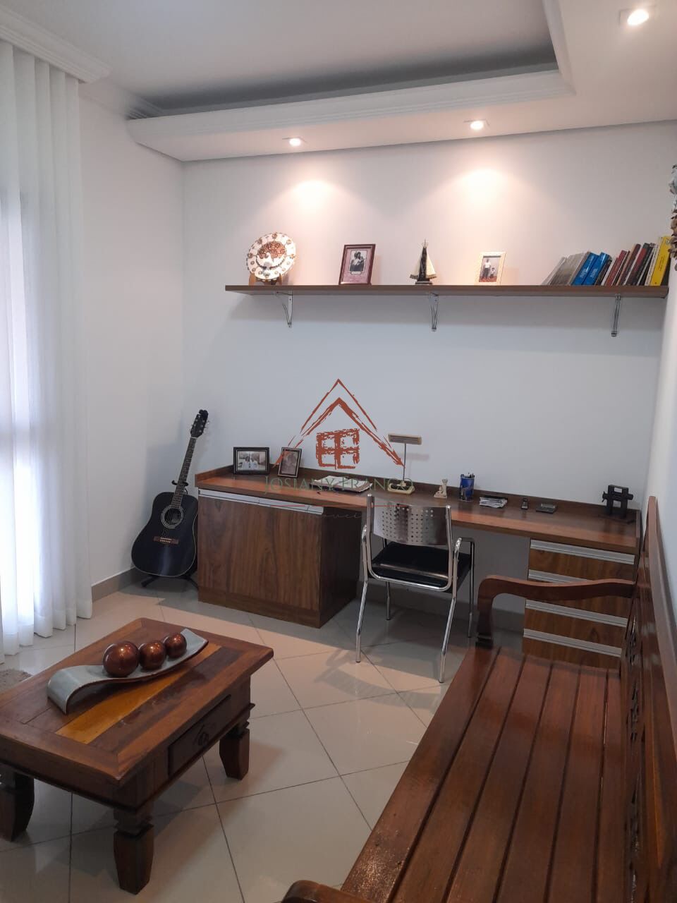 Casa à venda com 3 quartos, 380m² - Foto 7