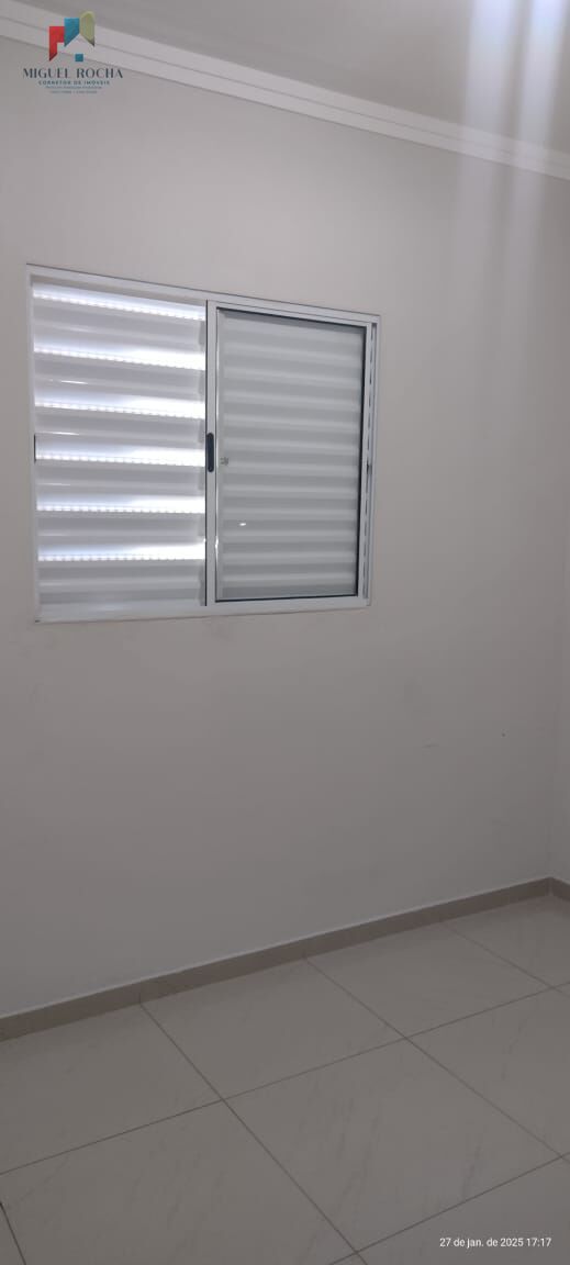 Apartamento para alugar com 2 quartos, 48m² - Foto 3