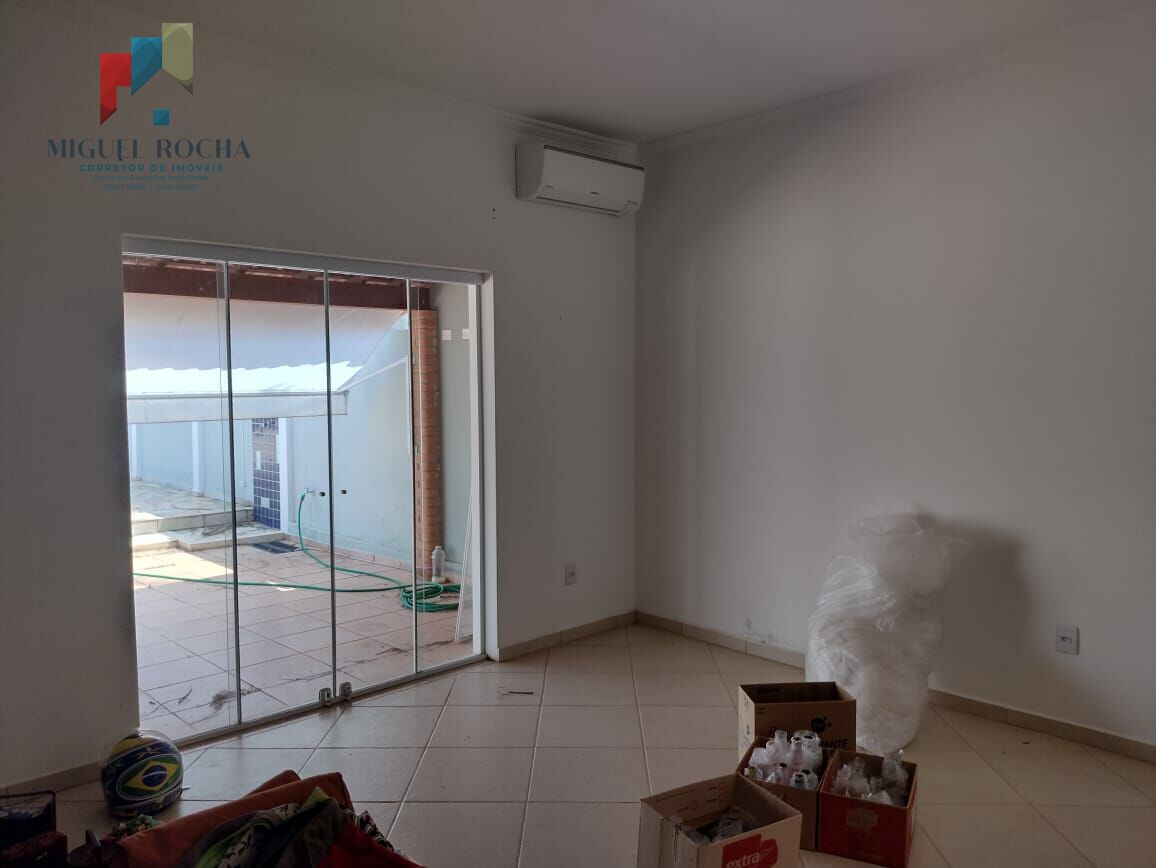 Fazenda à venda com 3 quartos, 1000m² - Foto 4