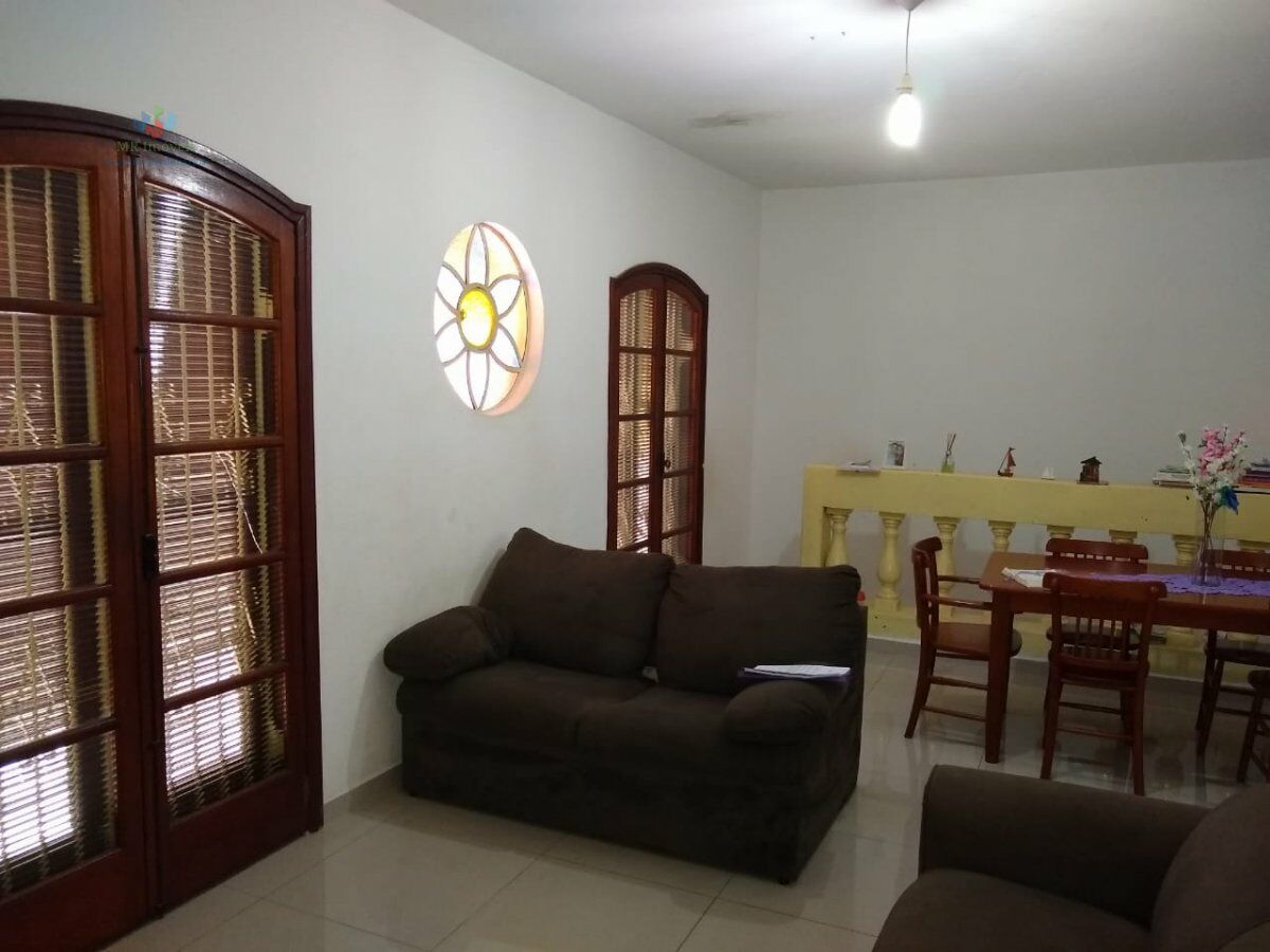 Casa à venda com 3 quartos, 150m² - Foto 11