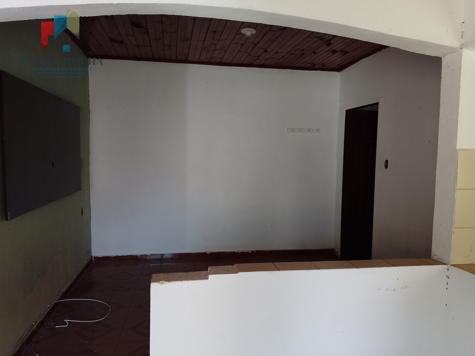 Casa à venda com 2 quartos, 250m² - Foto 12