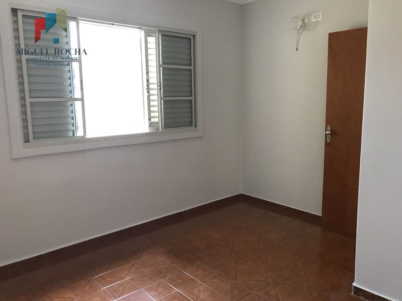 Casa à venda com 2 quartos, 190m² - Foto 27