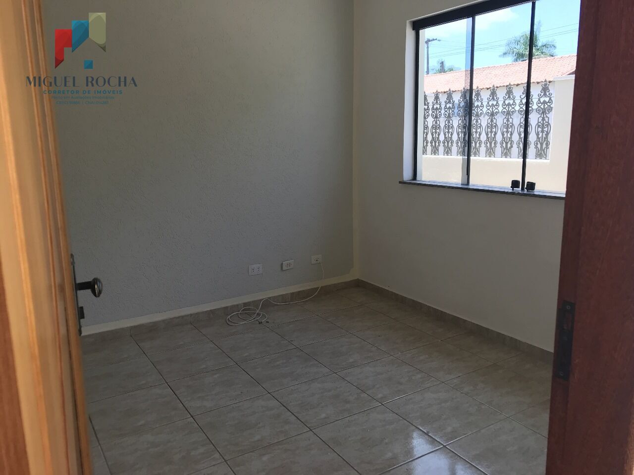 Casa à venda com 2 quartos, 190m² - Foto 12