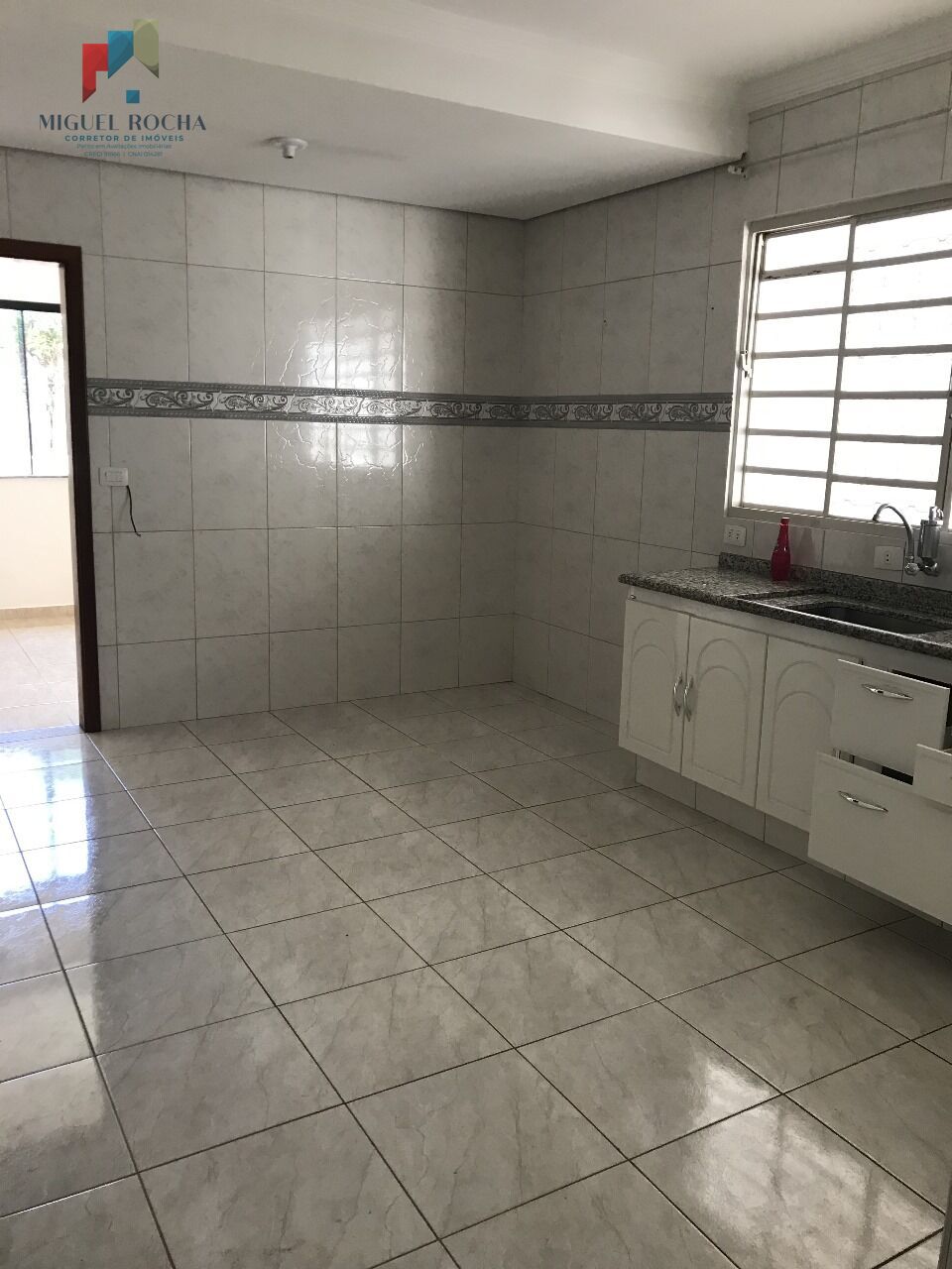 Casa à venda com 2 quartos, 190m² - Foto 18