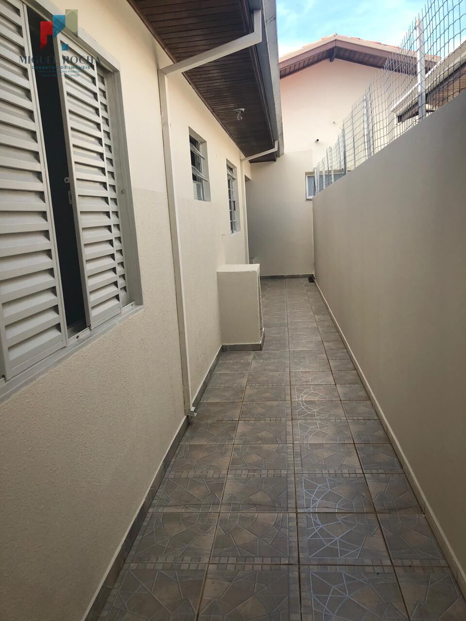 Casa à venda com 2 quartos, 190m² - Foto 10