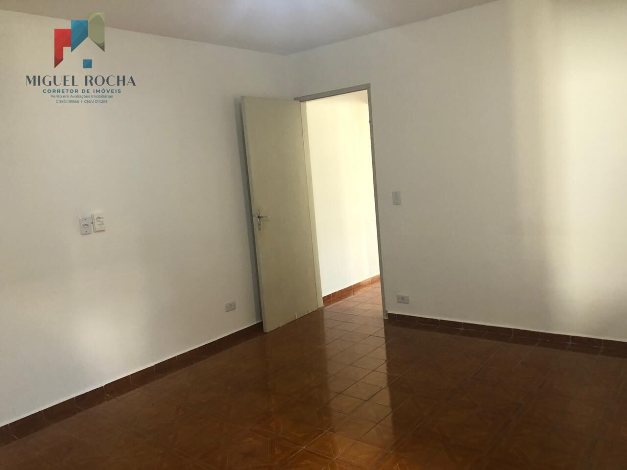 Casa à venda com 2 quartos, 190m² - Foto 24