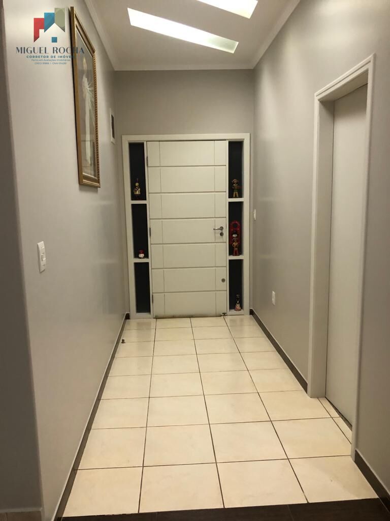 Casa à venda com 3 quartos, 154m² - Foto 14