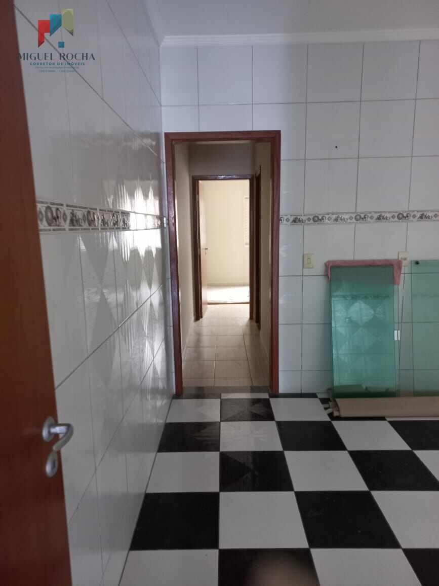 Sobrado à venda com 3 quartos, 125m² - Foto 3