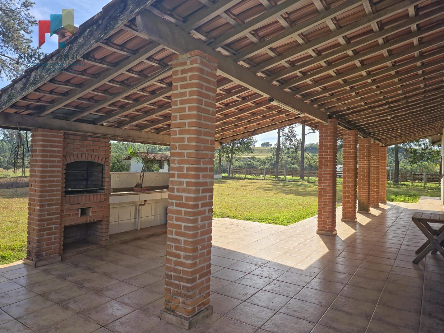 Sítio à venda com 3 quartos, 165200m² - Foto 18