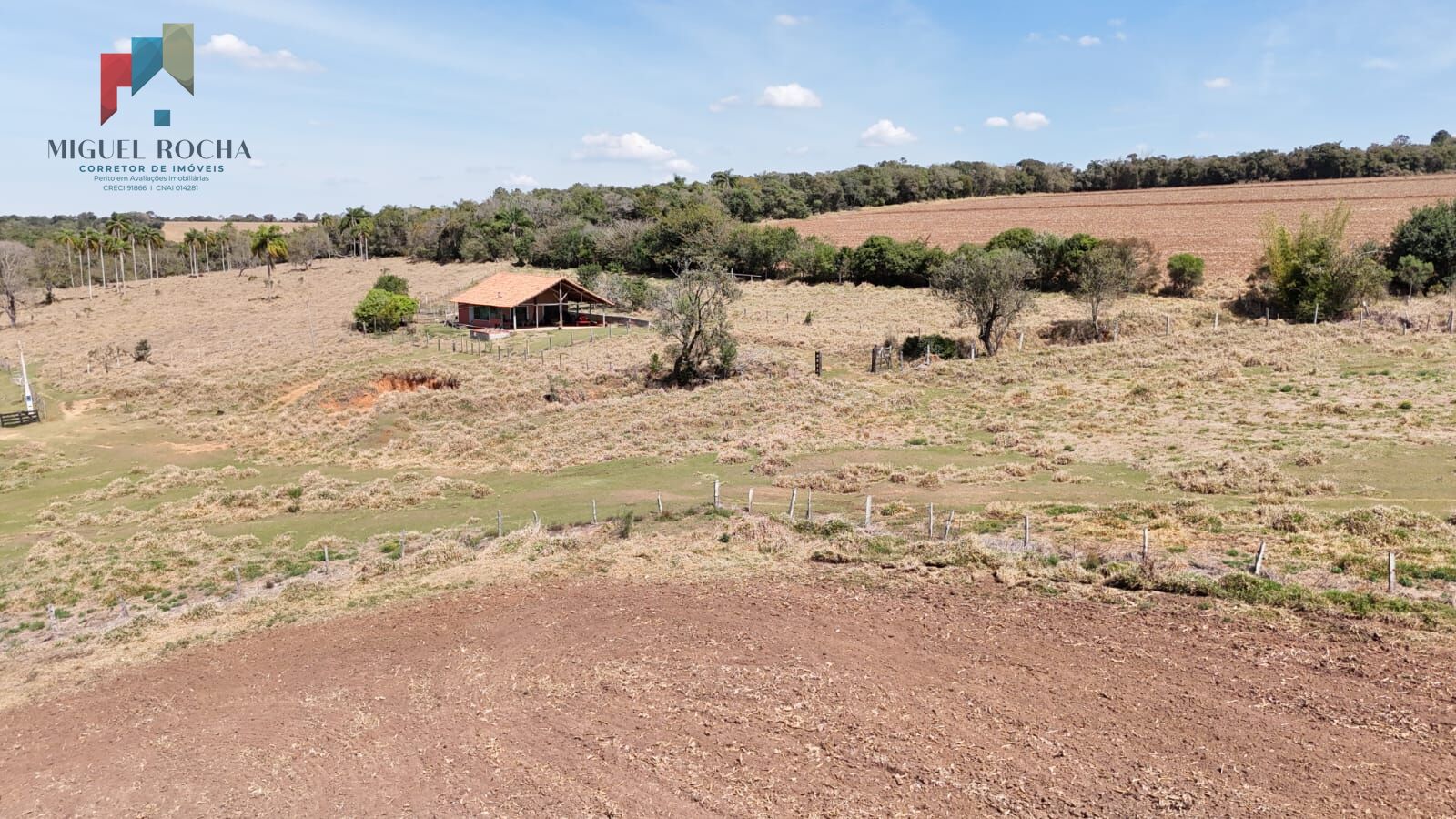 Fazenda, 2 quartos - Foto 13