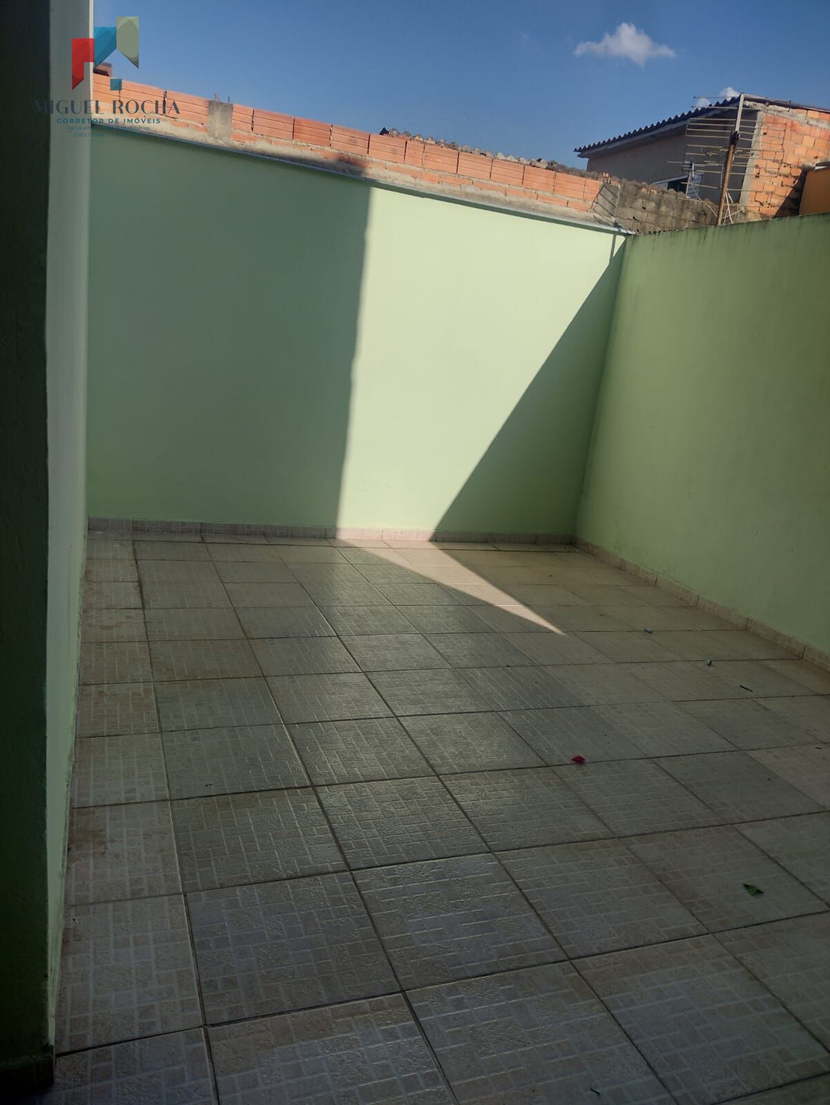 Casa à venda com 2 quartos, 74m² - Foto 14