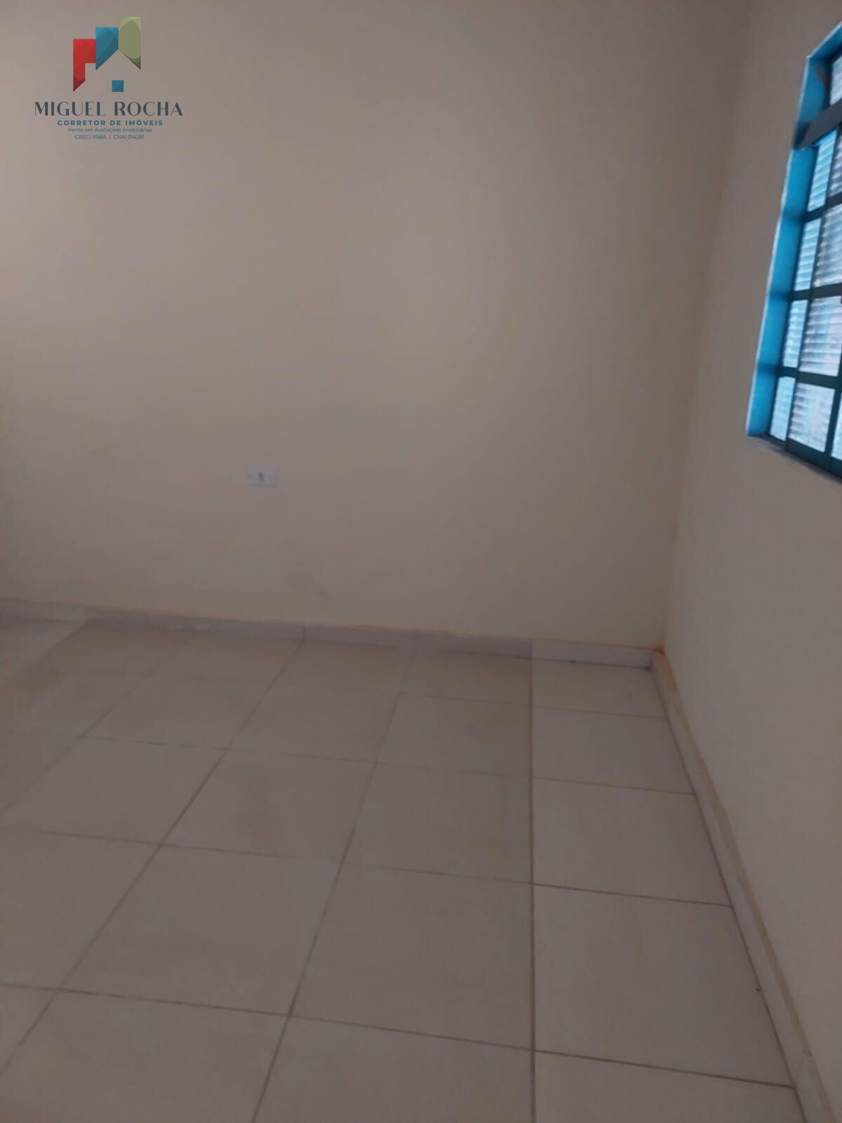 Casa à venda com 21 quartos, 60m² - Foto 12