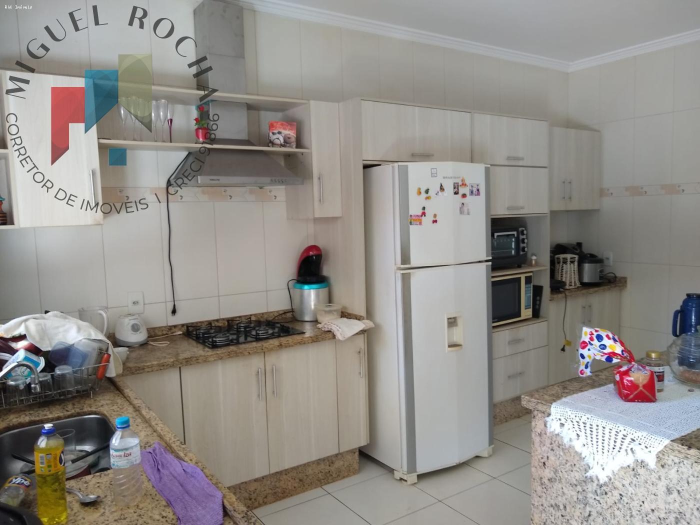 Sobrado à venda com 3 quartos, 269m² - Foto 12