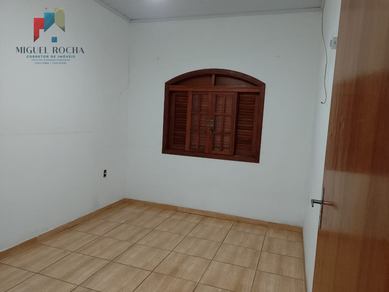 Casa à venda com 2 quartos, 58m² - Foto 13