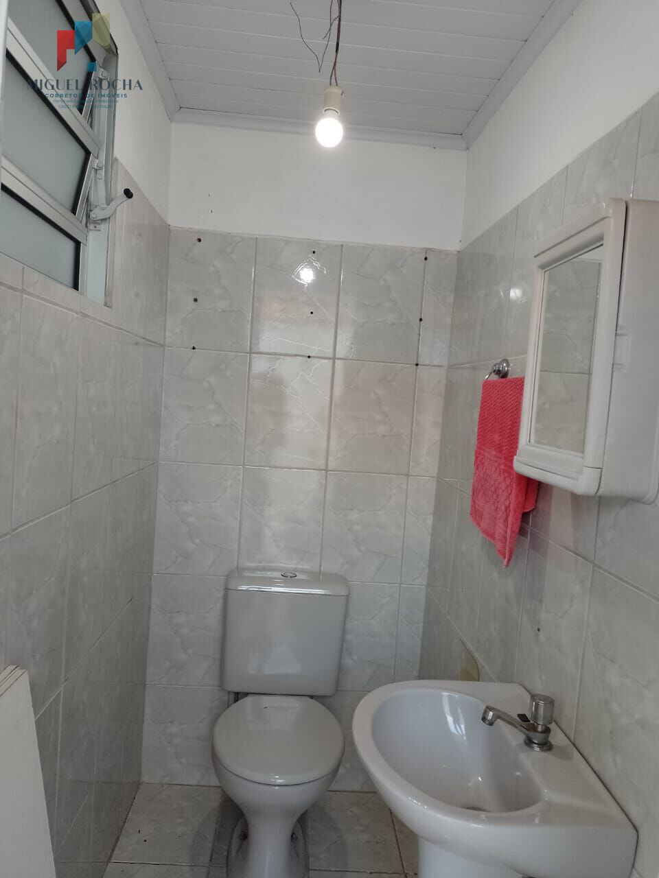 Casa à venda com 2 quartos, 58m² - Foto 30