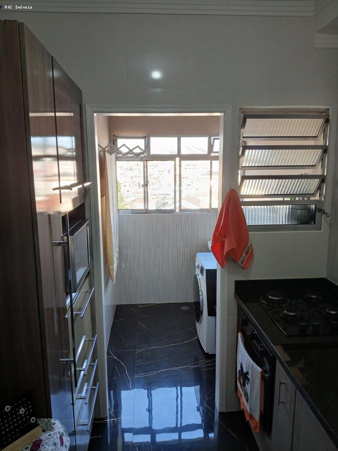 Apartamento à venda com 3 quartos, 65m² - Foto 20