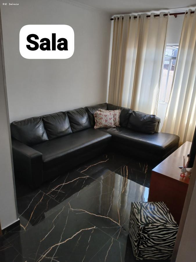 Apartamento à venda com 3 quartos, 65m² - Foto 2